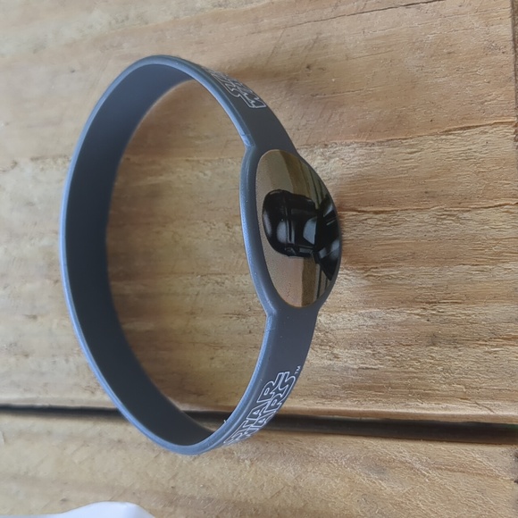 Wristband - Picture 2 of 4